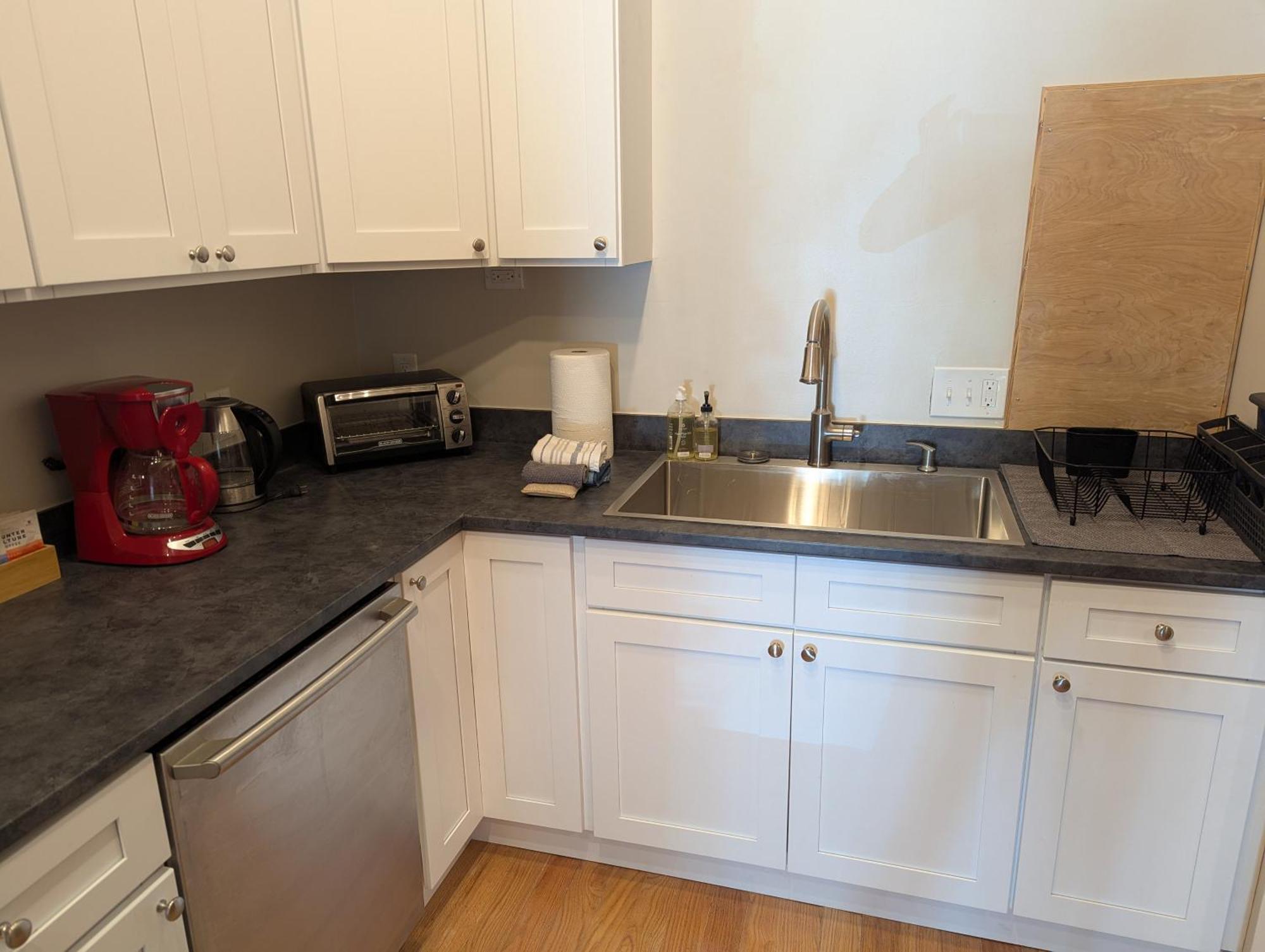 Refresh 3Br Apt New Kitchen! Downtown Durham Exterior foto